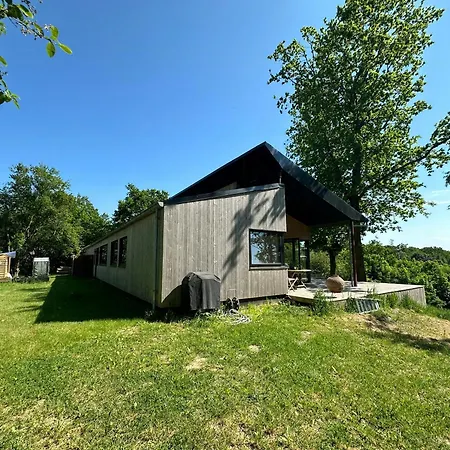 Hojtplaceret Hus Med Formidabel Udsigt Ved Horsens * Odder